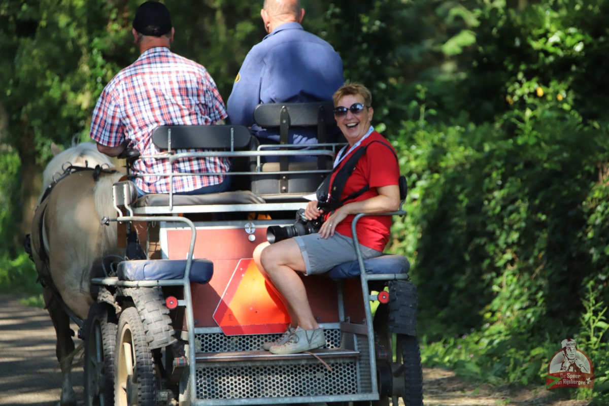 Hans-vD-150